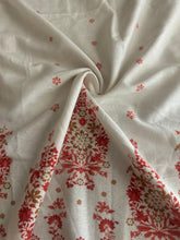 Load image into Gallery viewer, Linen: 1.75 YD CUT REMNANT Ivory red gold grand design ⭐️
