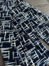 Load image into Gallery viewer, ITY w/ puff: 3.5 YD CUT REMNANT Navy white abstract ⭐️
