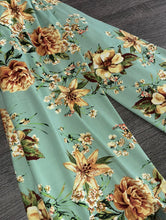 Load image into Gallery viewer, Double brushed poly: Mint copper floral ⭐️

