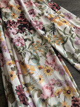 Load image into Gallery viewer, Power mesh: White lavender pink yellow floral ⭐️
