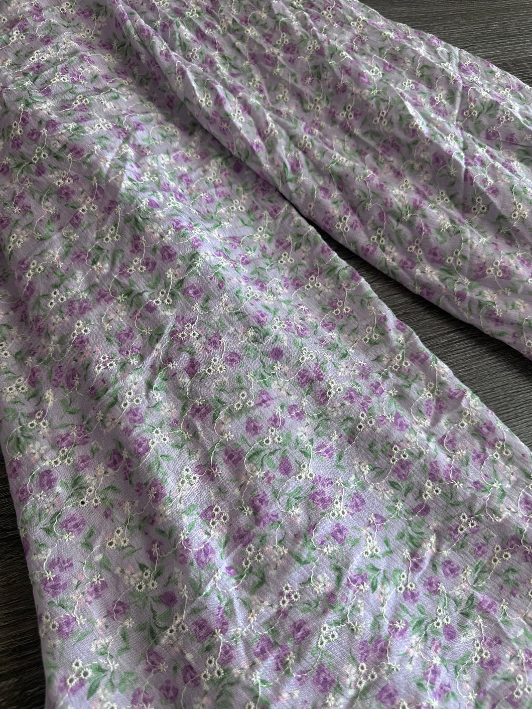 Rayon crinkle embroidered eyelet woven: 3.25 YD CUT REMNANT Lavender lilac green floral ⭐️