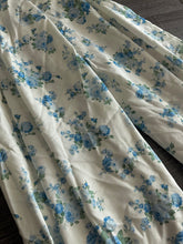 Load image into Gallery viewer, Linen: 3.25 YD CUT REMNANT Off white blue green floral ⭐️
