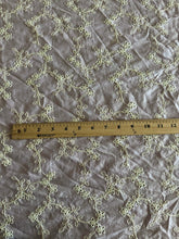 Load image into Gallery viewer, Cotton embroidered eyelet woven: 3.5 YD CUT REMNANT Mauve pink embroidered eyelet floral ⭐️
