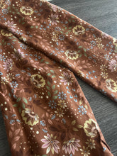 Load image into Gallery viewer, Rayon challis woven: Copper muted pink yellow blue green floral ⭐️
