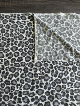 Load image into Gallery viewer, Brushed thermal: Gray cheetah leopard print ⭐️
