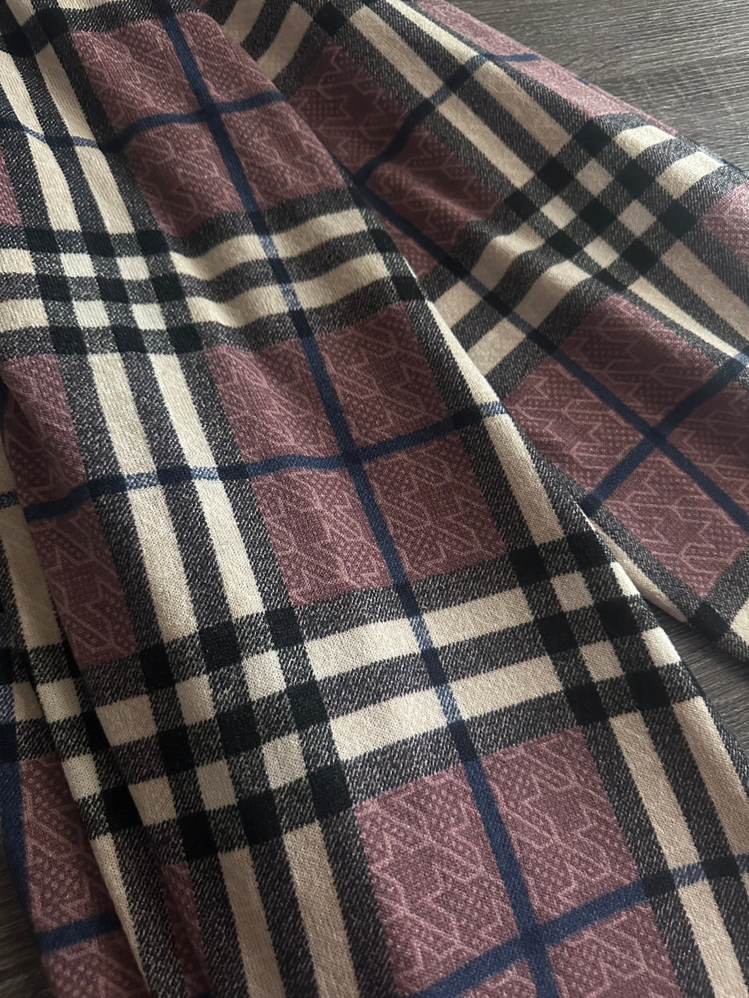 Sweater knit: 3.5 YD CUT REMNANT Purple mauve khaki blue hint plaid ⭐️