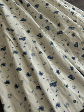 Load image into Gallery viewer, Linen: REMNANT(S) Off white deep blue floral ⭐️
