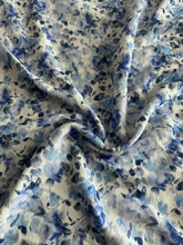 Load image into Gallery viewer, Linen: 3 YD CUT REMNANT Off white blue ombre floral ⭐️
