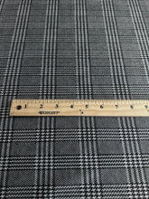 Load image into Gallery viewer, Double knit: REMNANT(S) Black gray plaid ⭐️
