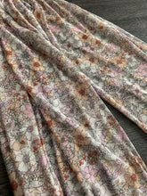 Load image into Gallery viewer, Power mesh: Off white pink peach floral ⭐️
