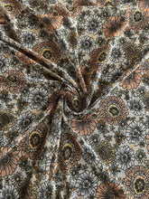 Load image into Gallery viewer, Power mesh: Off white light brick floral ⭐️
