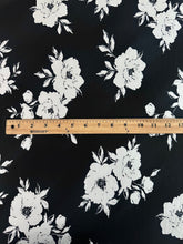 Load image into Gallery viewer, ITY Venezia: 1.5 YD CUT REMNANT Black white floral ⭐️
