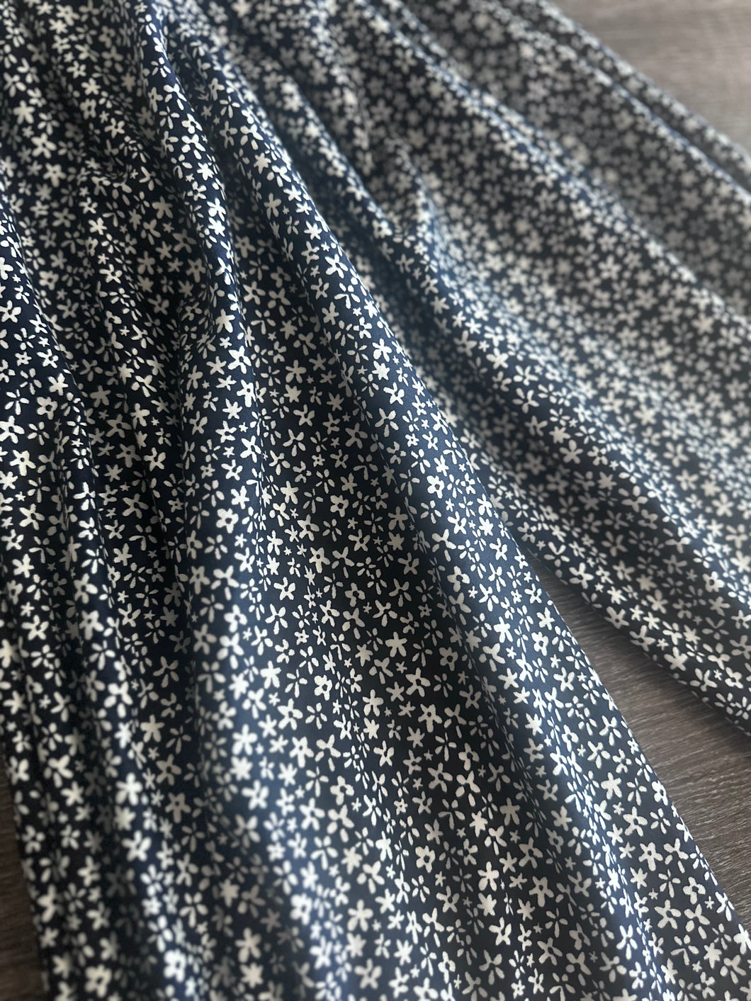 Double brushed poly: Dark navy small floral ⭐️