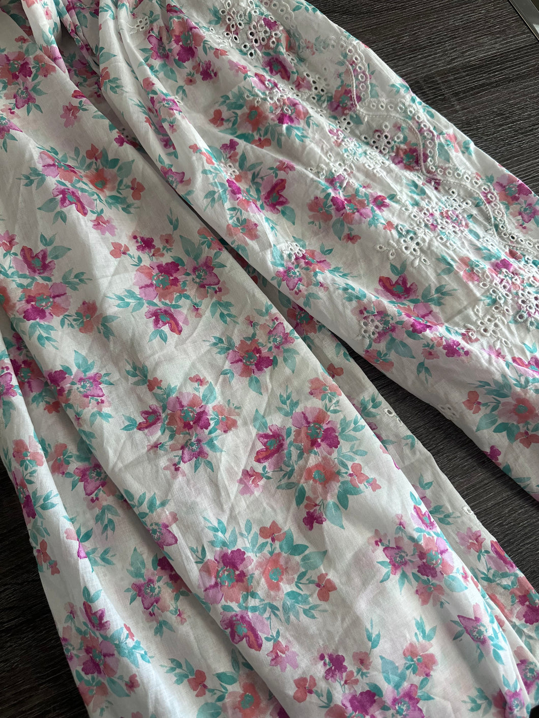 Cotton embroidered eyelet woven: 4.75 YD CUT REMNANT White pretty pink blue floral ⭐️