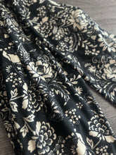 Load image into Gallery viewer, Ribbed knit: Black cream floral ⭐️
