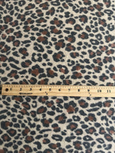 Load image into Gallery viewer, Brushed hacci sweater: Light shades of tan brown ⭐️
