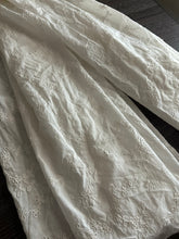Load image into Gallery viewer, Cotton embroidered eyelet woven: REMNANT(S) Off white ⭐️
