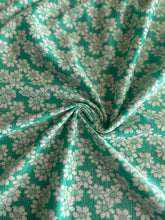 Load image into Gallery viewer, Stretchy knit: 3 YD CUT REMNANT Mint floral ⭐️
