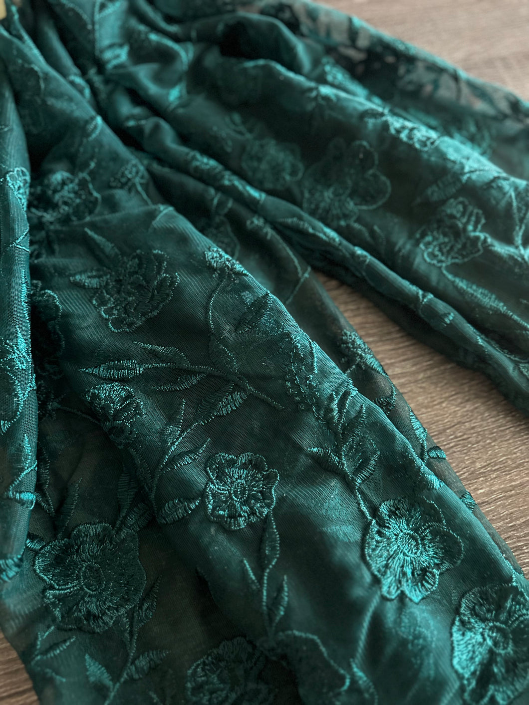 Embroidered mesh: 1 YD CUT REMNANT Hunter green teal floral ⭐️