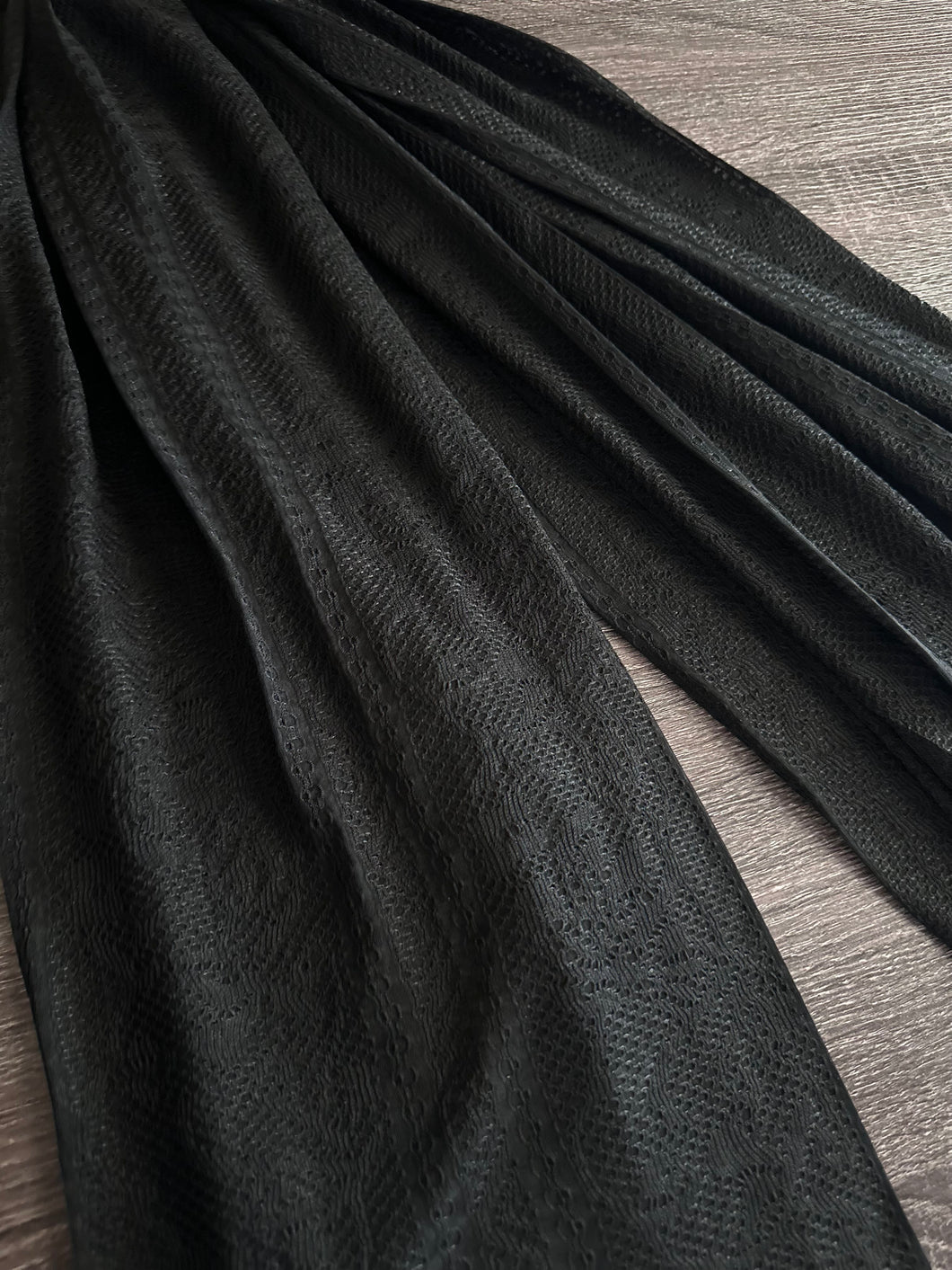 Laced mesh: Black ⭐️