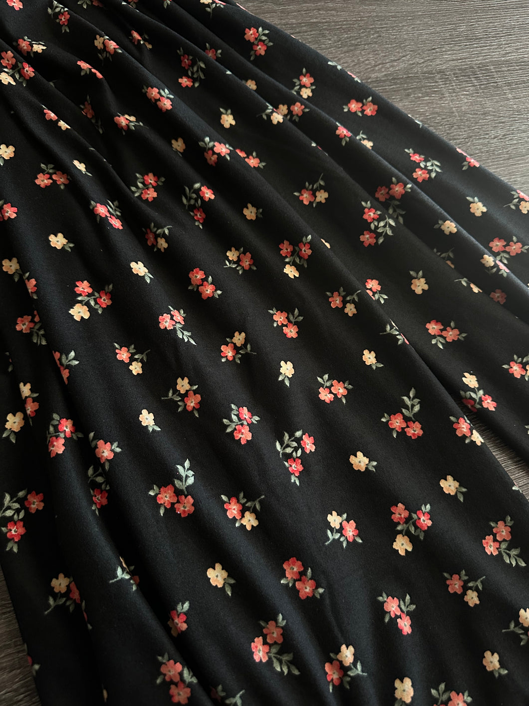 Double brushed poly: REMNANT(S) Black with red peach flowers ⭐️