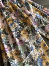 Load image into Gallery viewer, Bubble crepe woven (minimal stretch): REMNANT(S) Off white lavender blue yellow floral ⭐️
