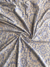 Load image into Gallery viewer, Poly rayon spandex: 3.25 YD CUT REMNANT Beige powder design ⭐️
