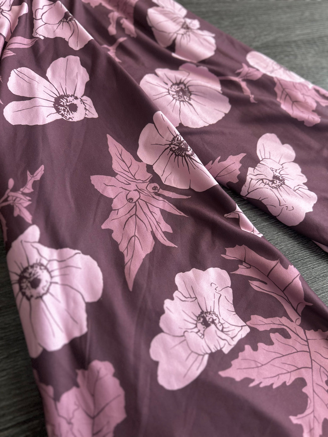 Double brushed poly: Dark mauve floral ⭐️