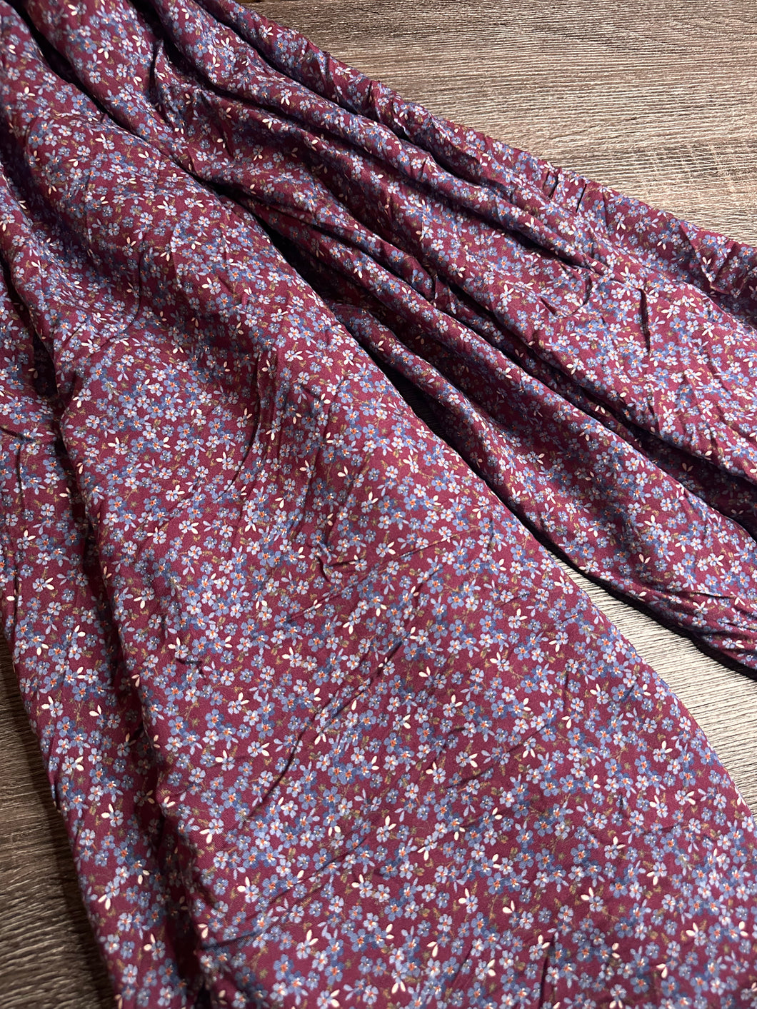 Rayon challis woven: 1.5 YD CUT REMNANT Plum blue berry floral ⭐️